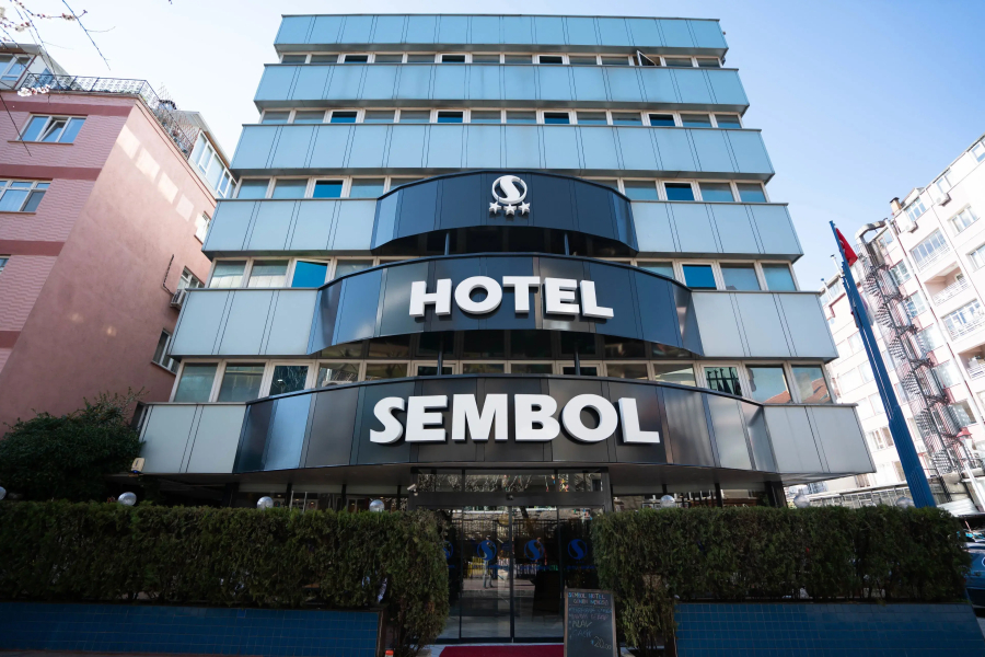 Bloom Hotel