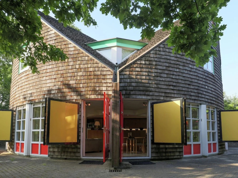 Luxurious Holiday Home in Ouddorp Near Beach