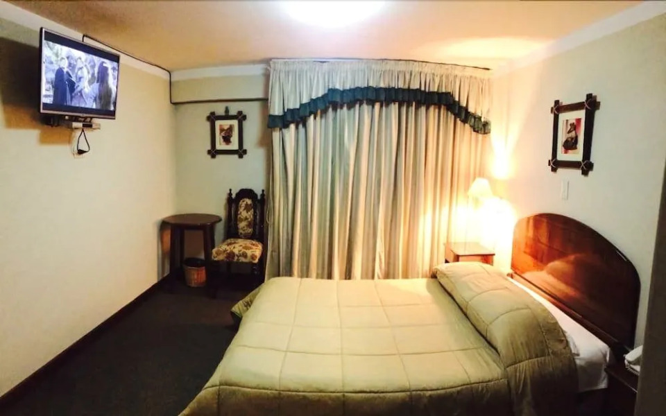 La Casa de Abraham Hotel