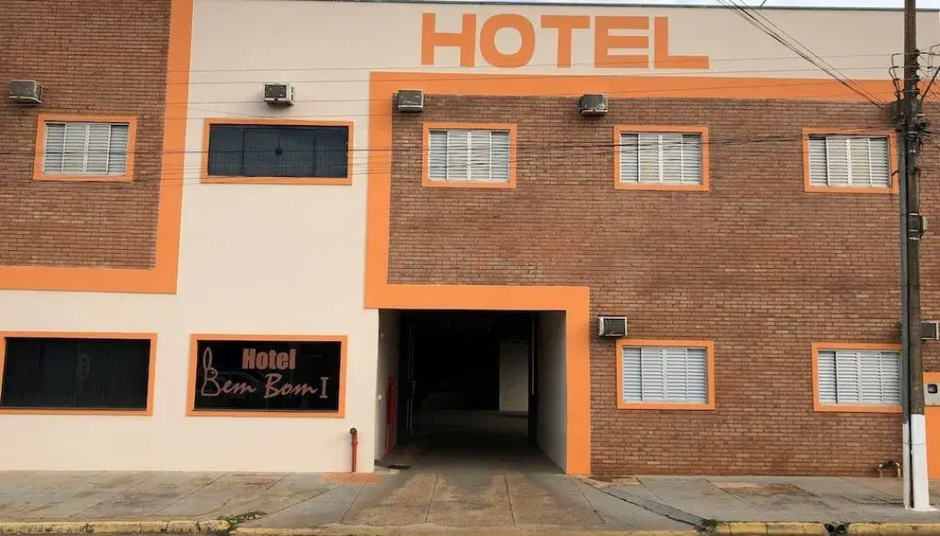 Hotel bem bom