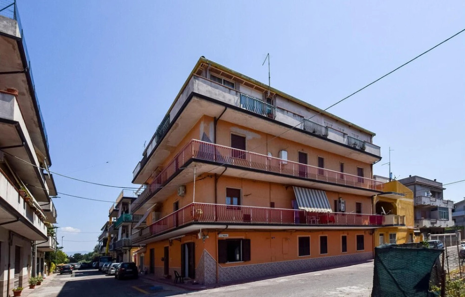 Amazing Apartment in Gioia Tauro With Wifi and 1 Bedrooms