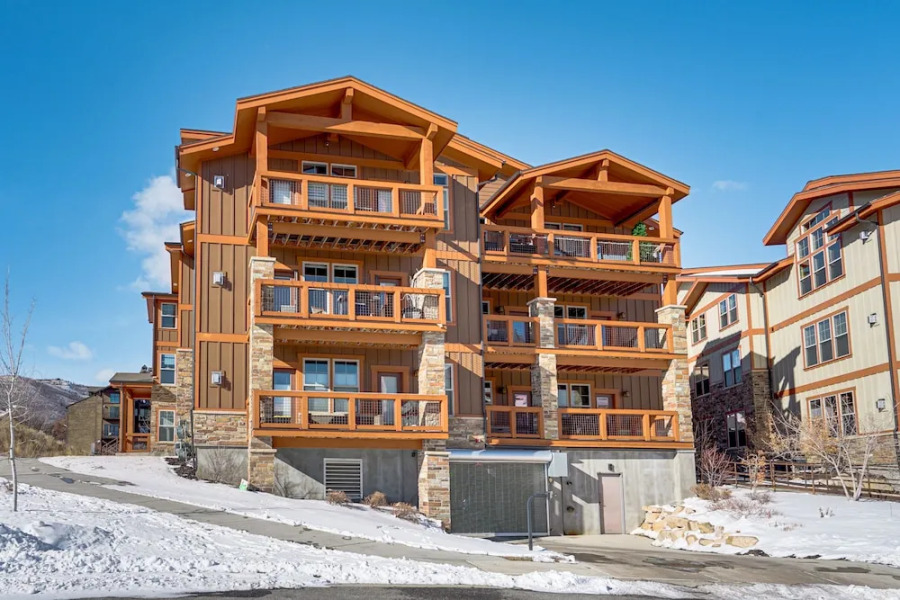 All-season Heber City Condo w/ Stunning Views!