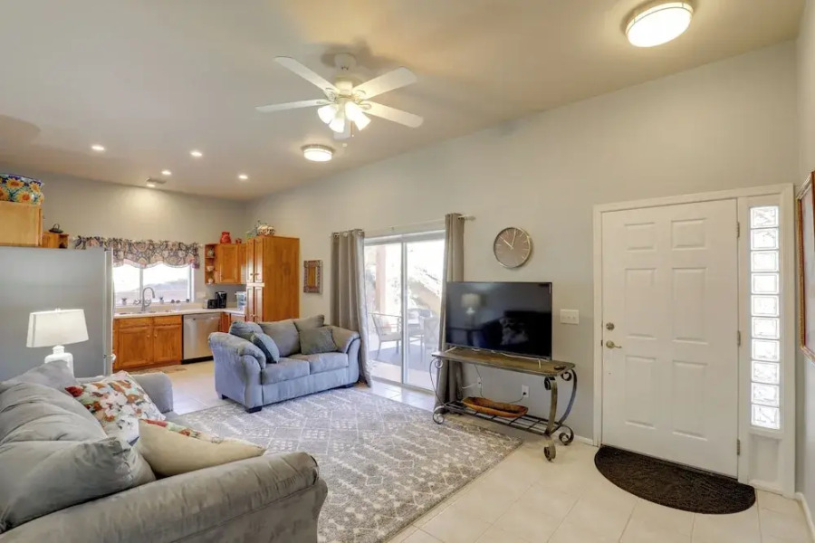 Desert Gem w/ Patio + Grill, Near Oracle St. Park!