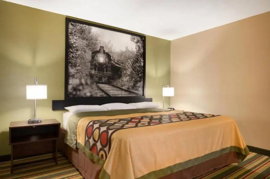 Super 8 By Wyndham Rantoul