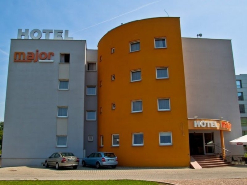 Hotel Major Budget