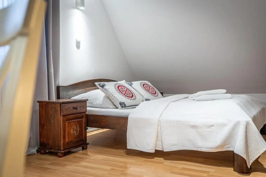 Willa Cicha Woda III