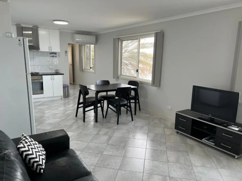 Beachside & Jetty View Apartment 7 - Sea Eagle Nest Apartment