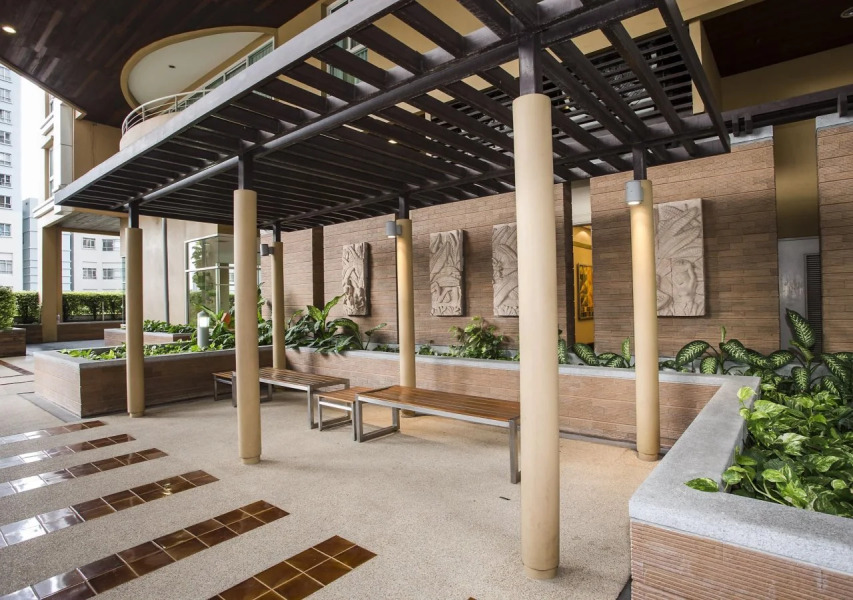 The Narathiwas Hotel & Residence Bangkok