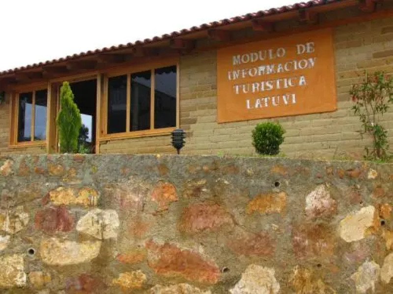 Centro Ecoturístico Cabañas Latuvi