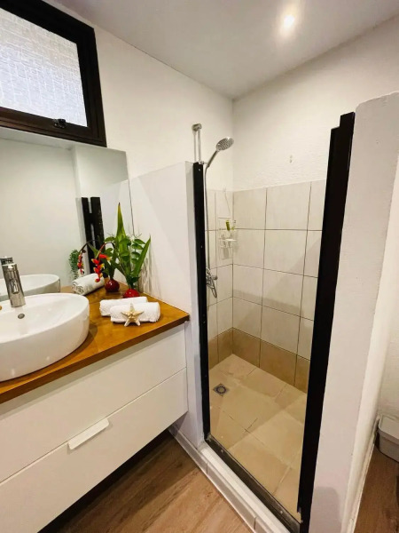 Tunui City Apartment - Quiet & Pool