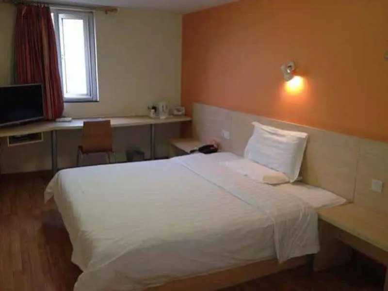 7 Days Inn Dalian Zhongshan Park