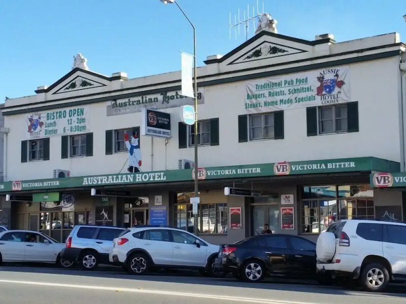 Australian Hotel Cooma