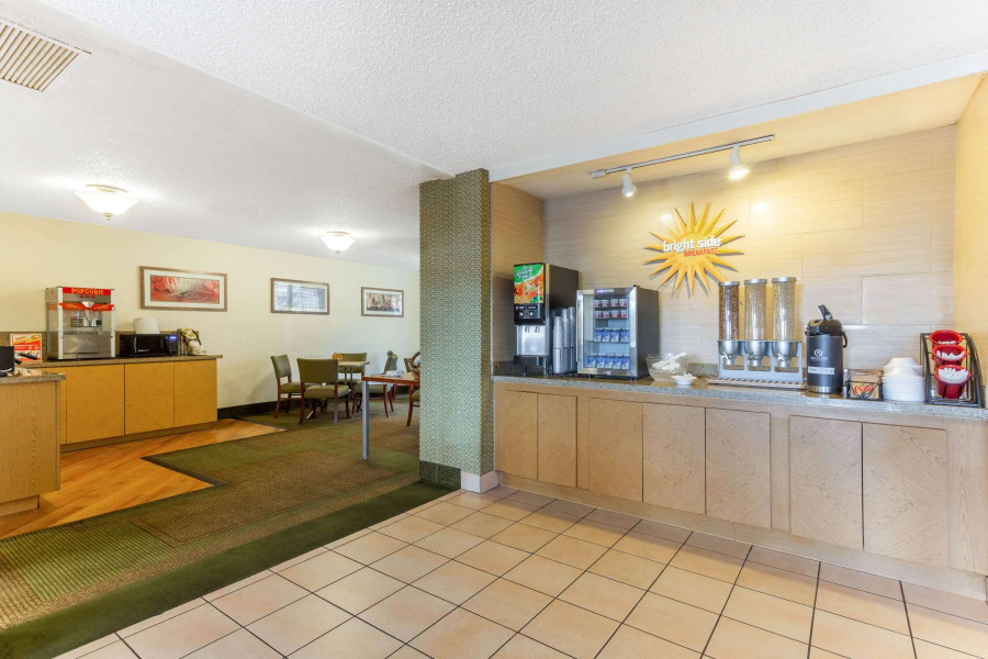 La Quinta Inn & Suites by Wyndham Redding