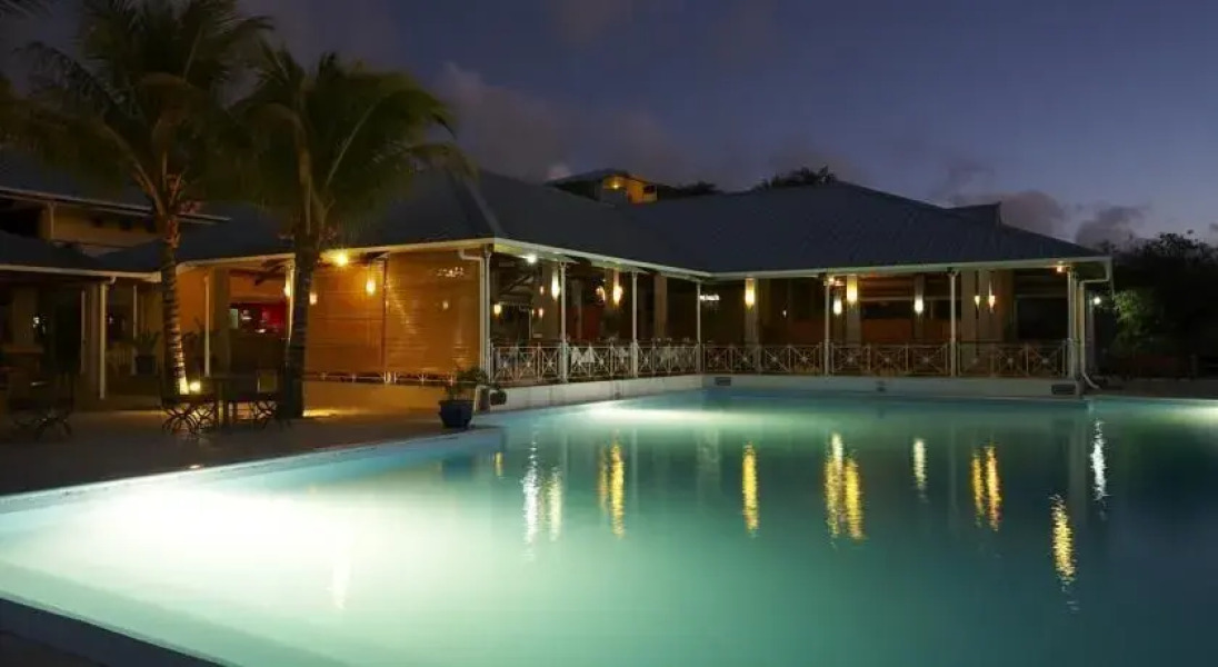 Pointe Venus Hotel & Spa