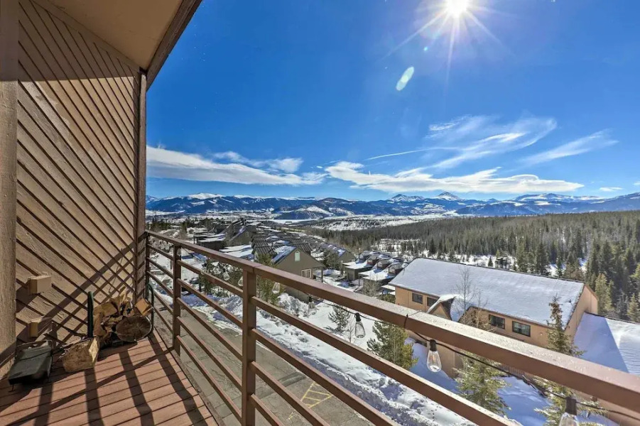 Near Hiking: Mtn-view Condo in Silverthorne!