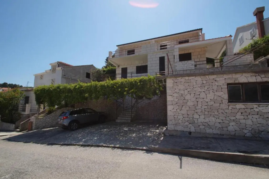 South Island Apartments