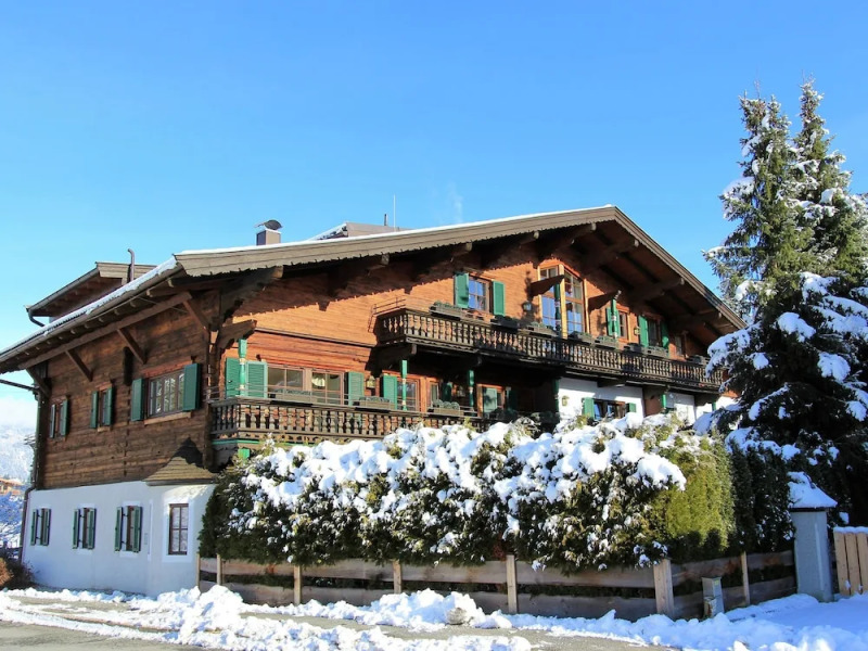 Cozy Apartment near Ski Area in Kitzbuhel