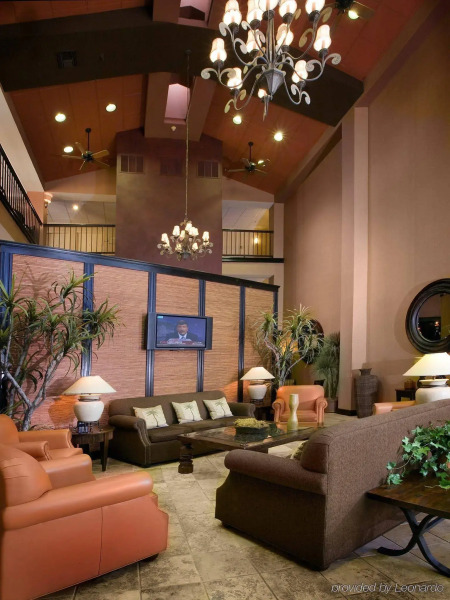 Holiday Inn Express Palm-Desert by IHG