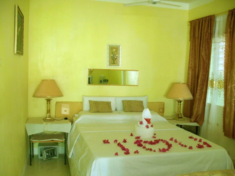 White Beach Bungalows