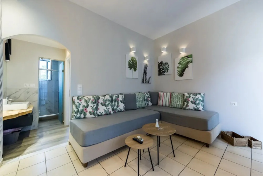 Superior Suite on the Beach - Breakfast Included