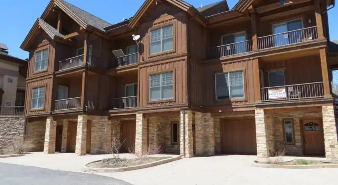 Elk Point by Durango Red Cliff Properties