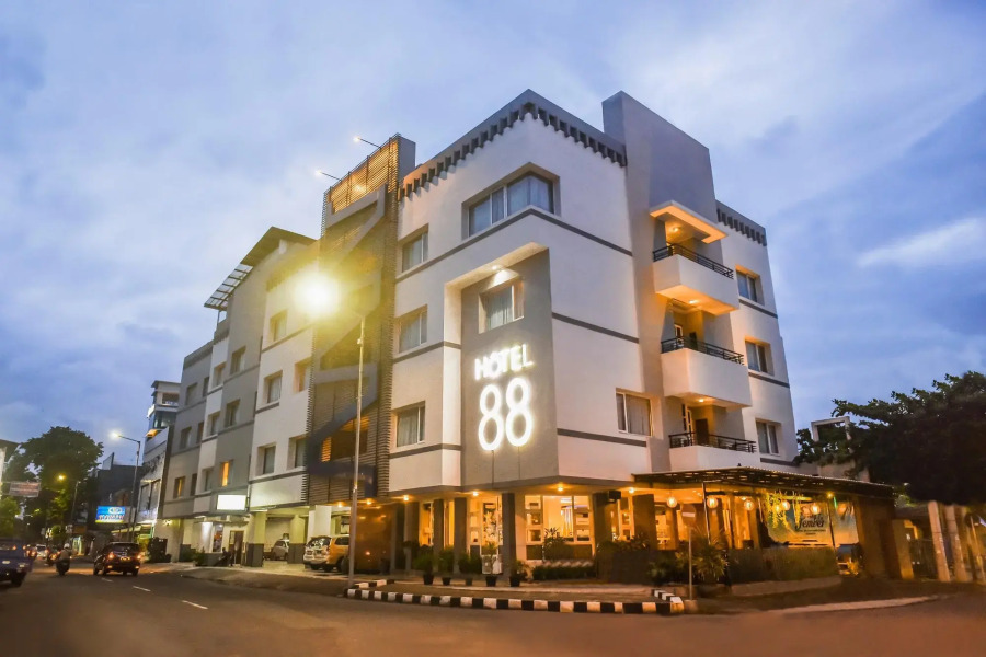 Hotel 88 Diponegoro
