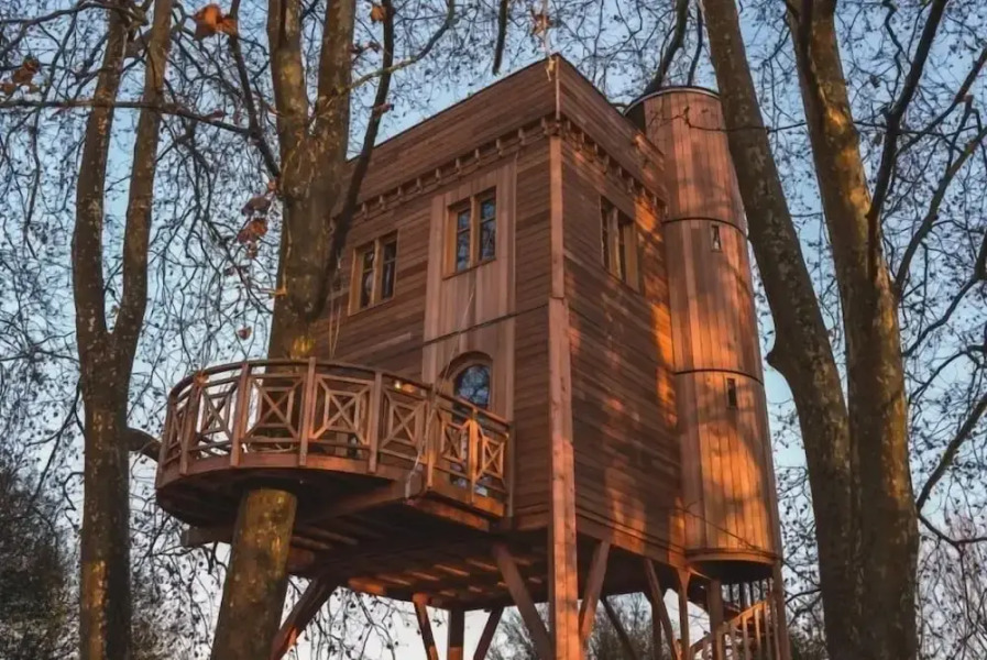 Château La Tour Carnet - B.Magrez Luxury Wine Experience