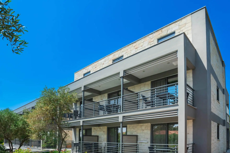 NewStory Luxury Suites