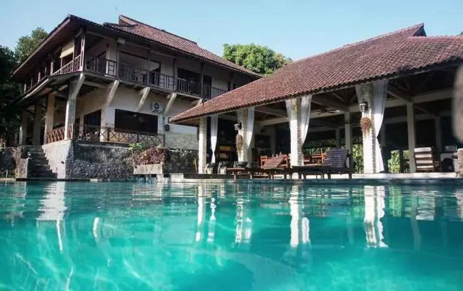 Schitzo Hills Forest Resort