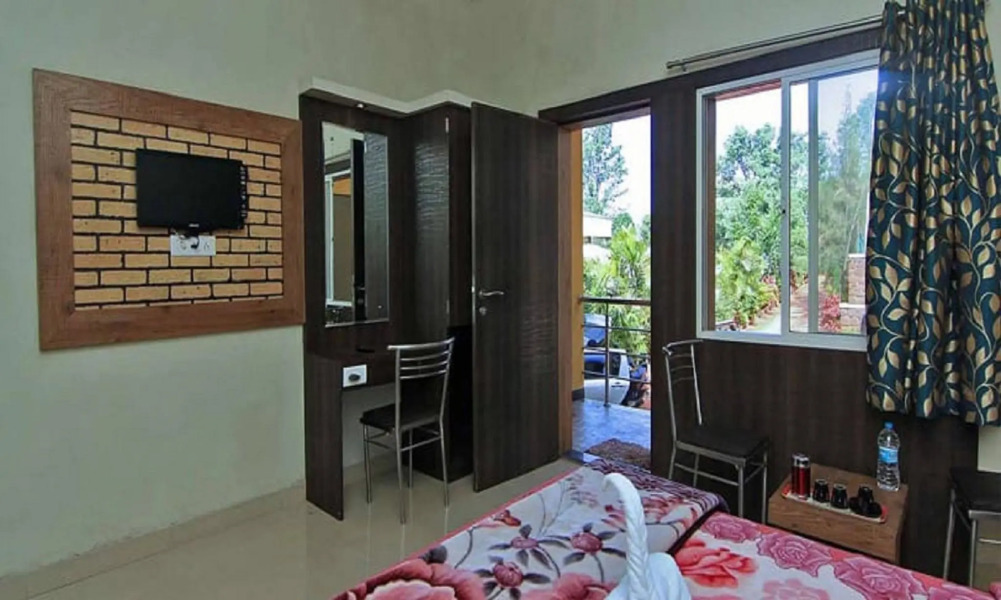 Cloud Green Residency