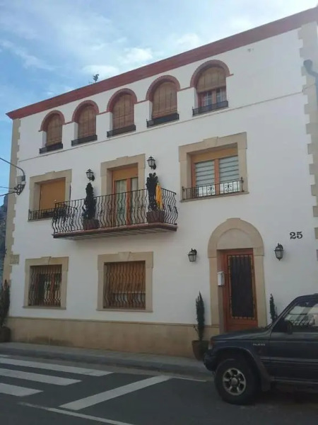 Apartamento a 1a linea Sant Llorenç de Montgai_ WhiteHouse