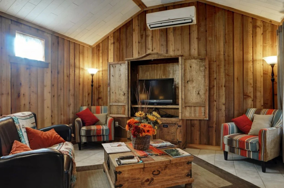 A Barn at the Quarry