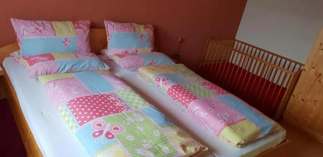 Ferienwohnung Weingut Leis