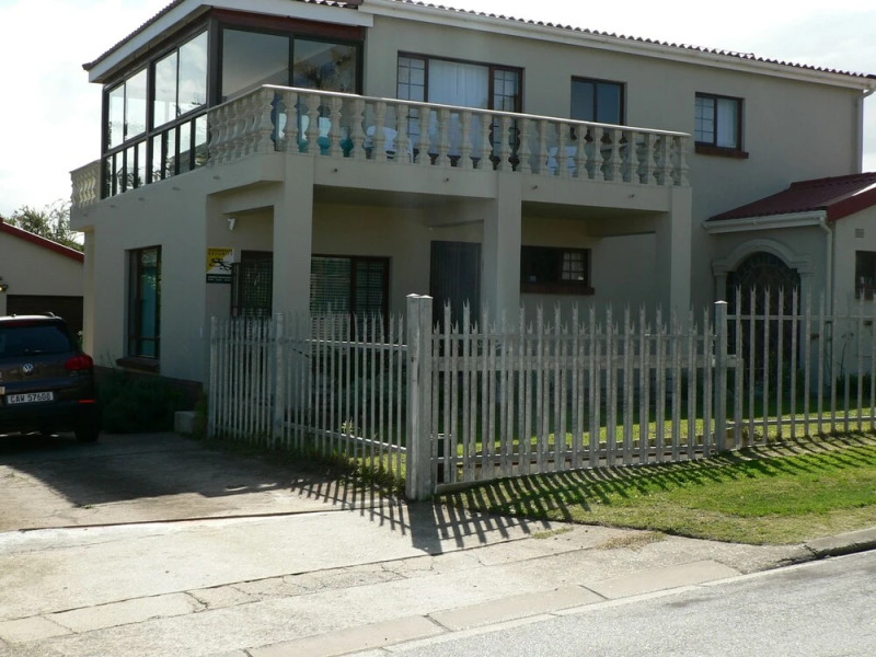Heroldsbaai Holiday Home