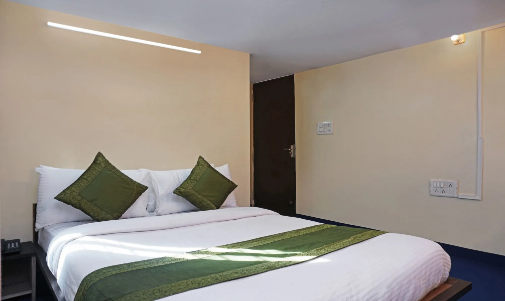 Treebo Trip The Blu Bell