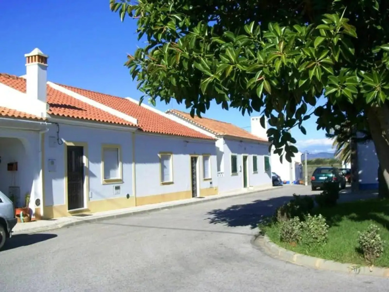House With one Bedroom in Almograve, With Wonderful sea View, Furnished Terrace and Wifi Near the Beach