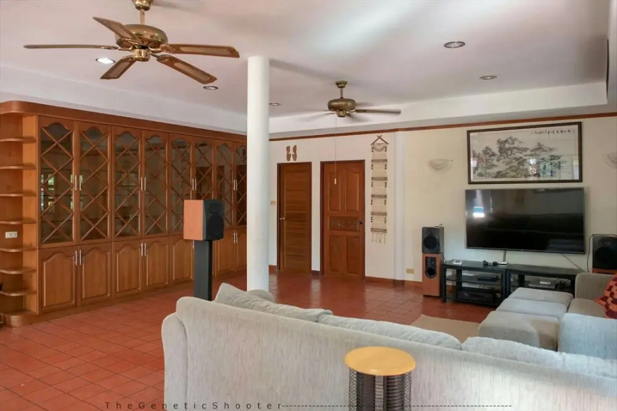 Xanadu Pool Villa at Phala