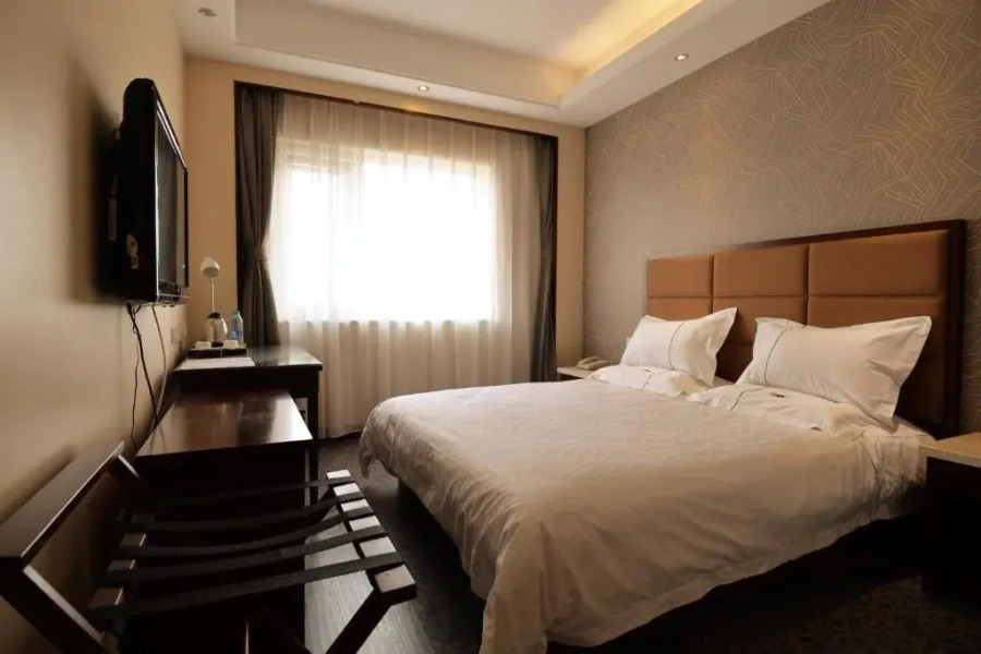 Langyun Hotel(Zhangshan Branch)