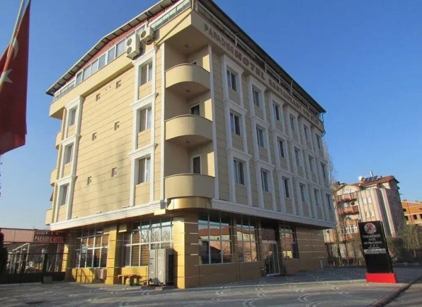 Paradise Caycuma Hotel