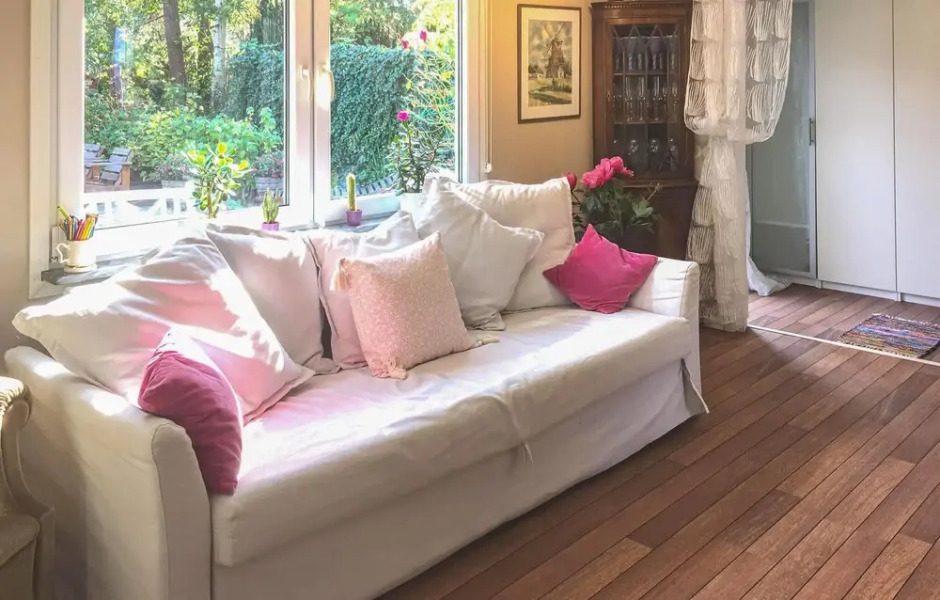 Nice Home in Höllviken With 1 Bedrooms and Wifi