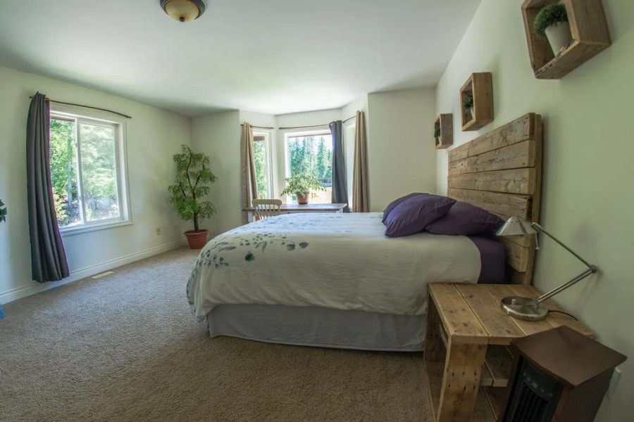 The Cabin at Sweetwater Lane Farm