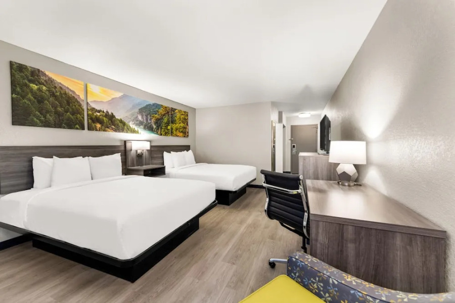 Clarion Pointe Rhinelander Downtown