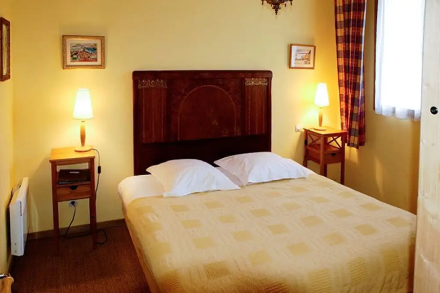 House With 2 Bedrooms in Cascastel-des-corbières, With Enclosed Garden