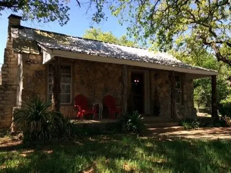 The Lucky Penny Lodge