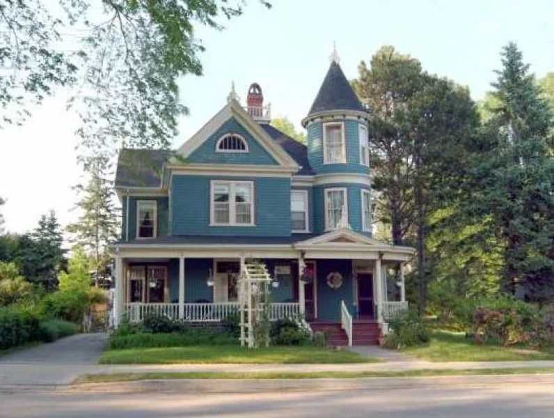 At the Turret Bed & Breakfast