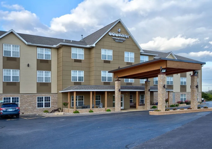 Country Inn & Suites By Carlson, Moline Airport, IL