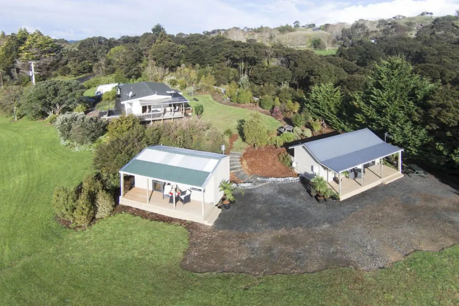 Auckland Country Cottages