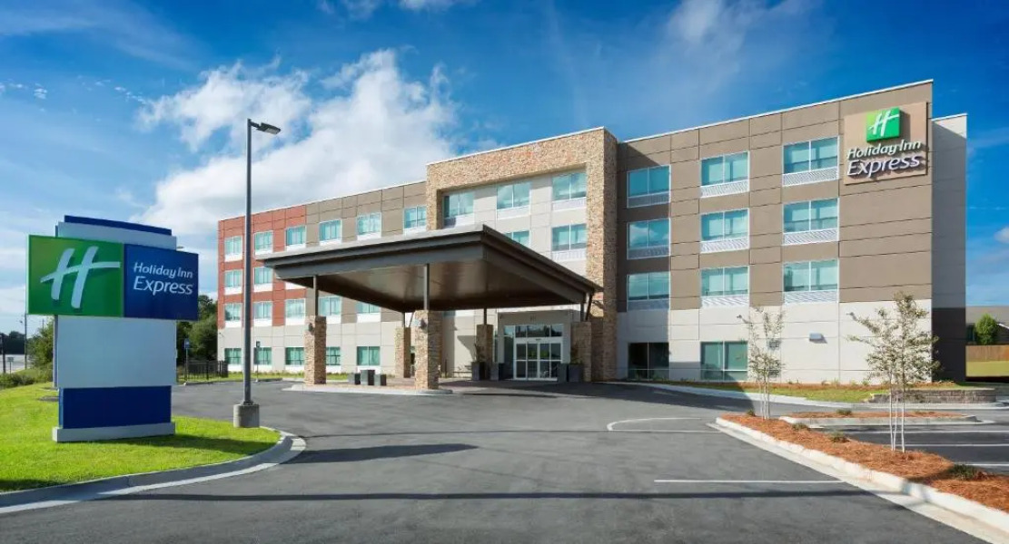 Holiday Inn Express Lake Park by IHG