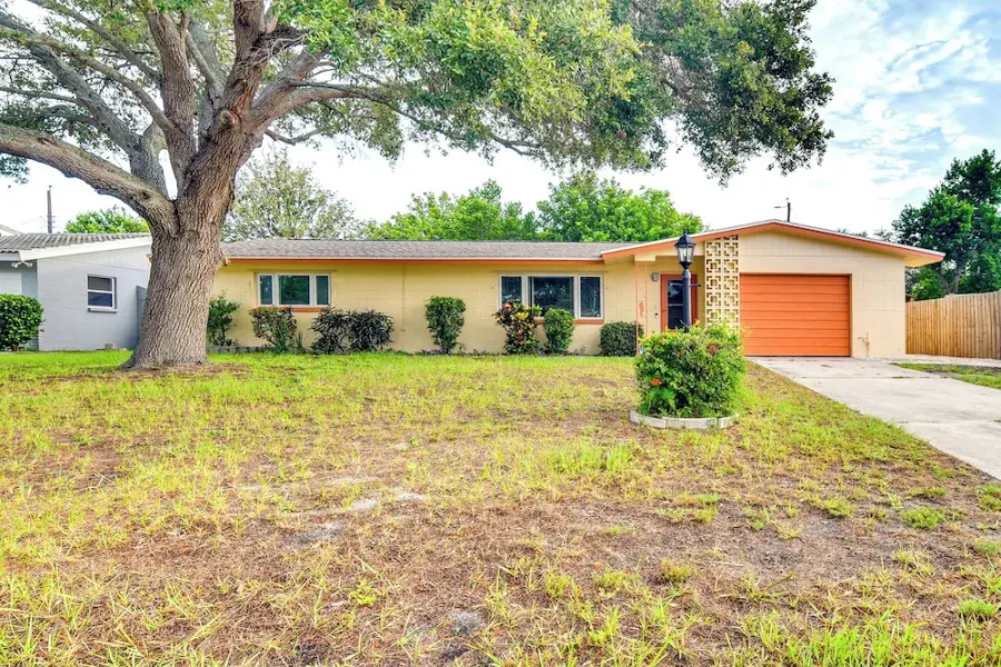 3 Mi to Beach: Seminole Retreat w/ Patio