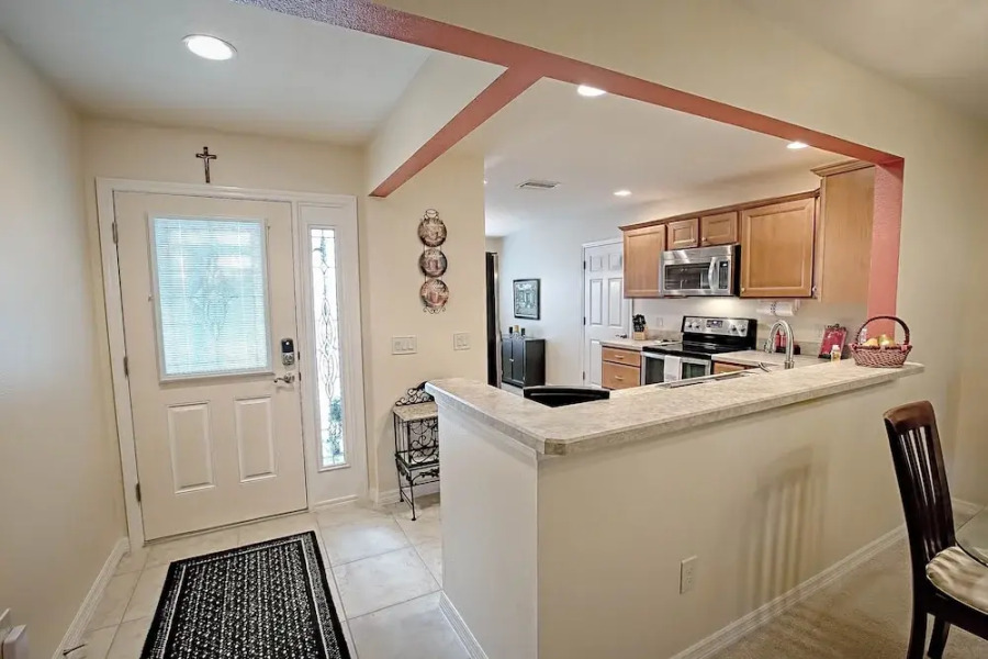 Enisgrove Way Home 3 Bedroom by The VIR Group